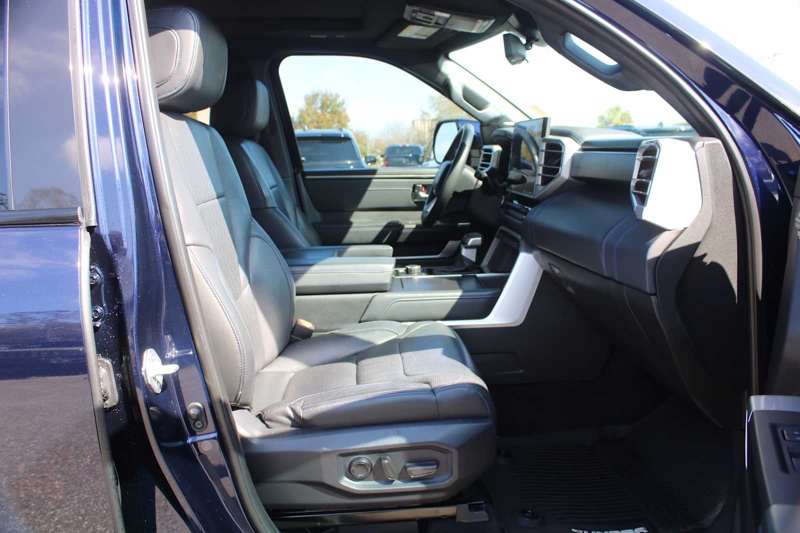 2023 Toyota Tundra Platinum