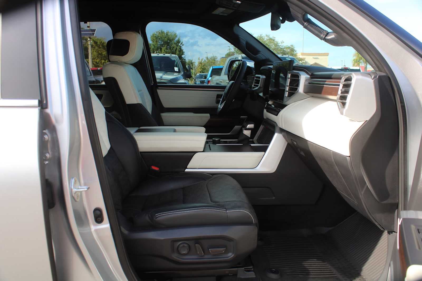 2024 Toyota Tundra Capstone Hybrid