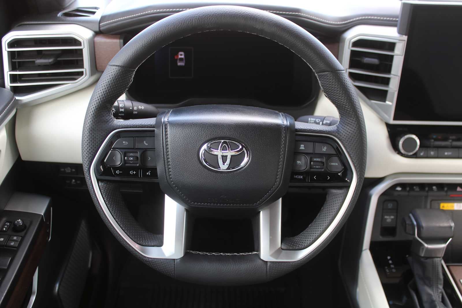 2024 Toyota Tundra Capstone Hybrid