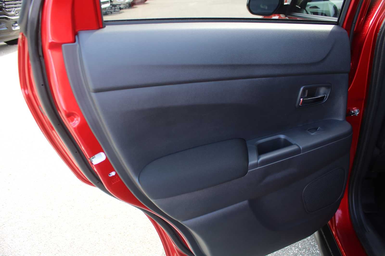 2026 Mitsubishi Outlander Sport LE