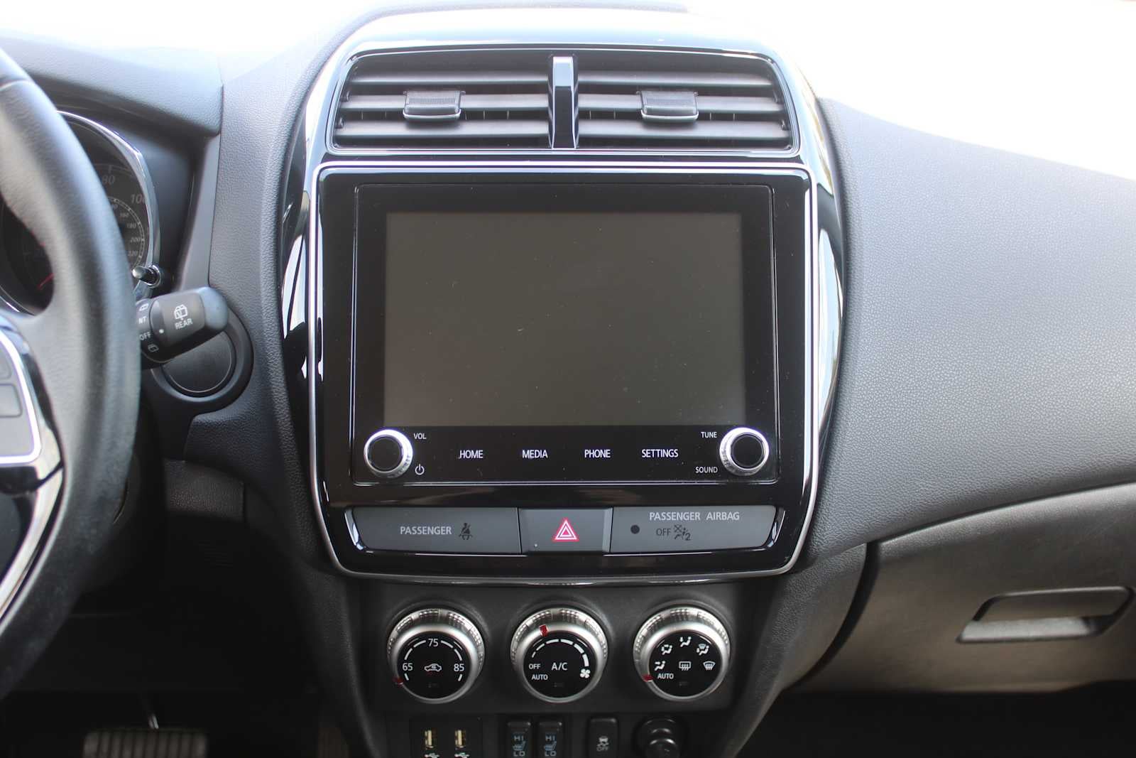 2025 Mitsubishi Outlander Sport LE