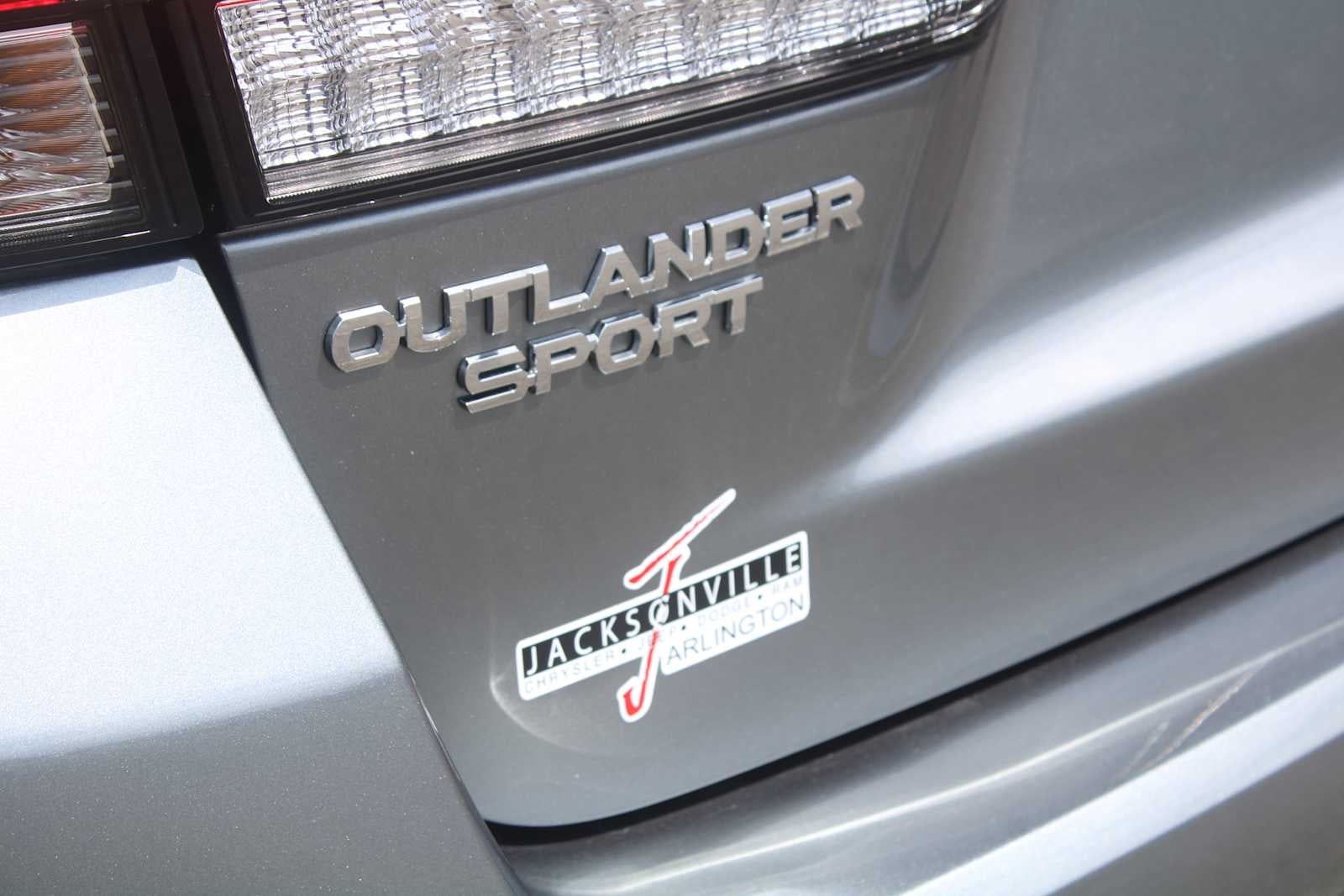 2025 Mitsubishi Outlander Sport LE