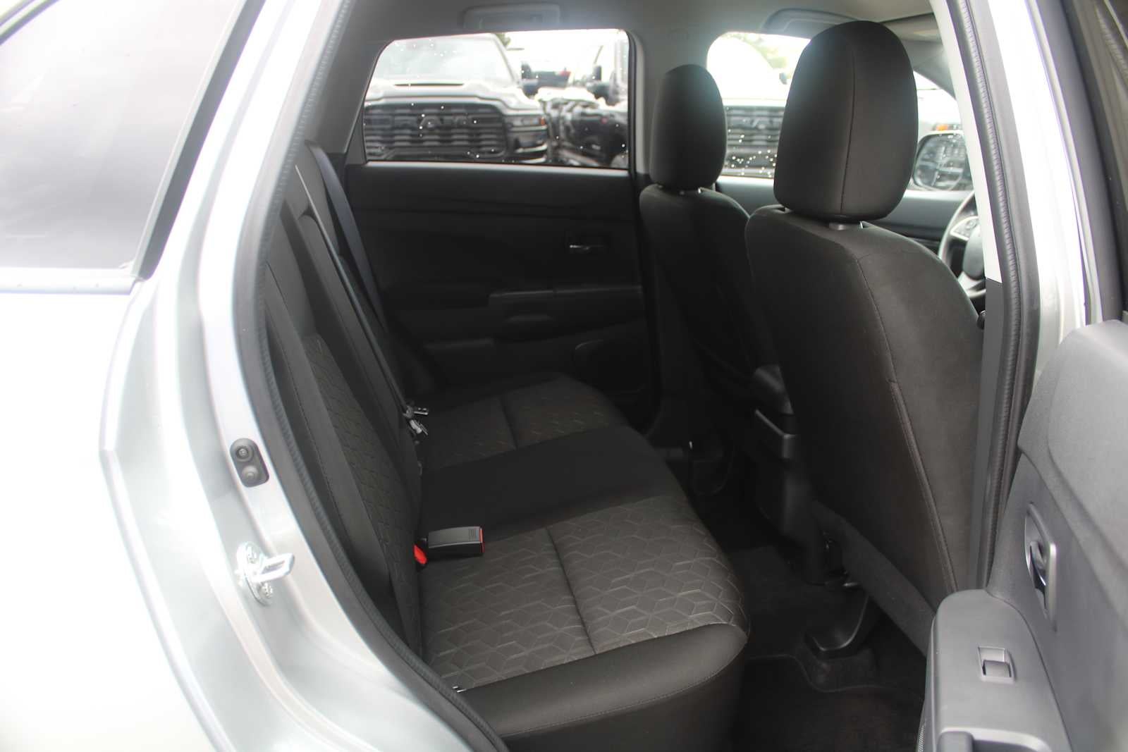 2026 Mitsubishi Outlander Sport ES