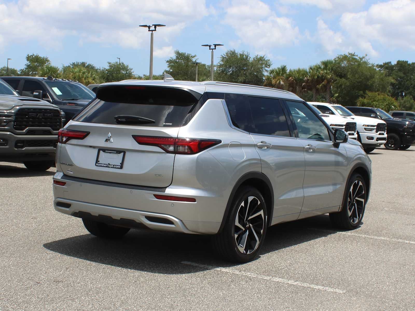 2022 Mitsubishi Outlander SEL