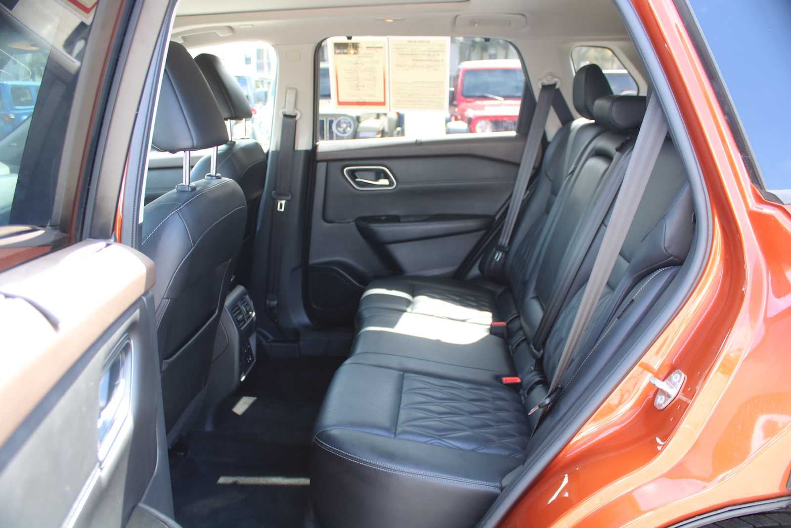 2022 Nissan Rogue Platinum FWD