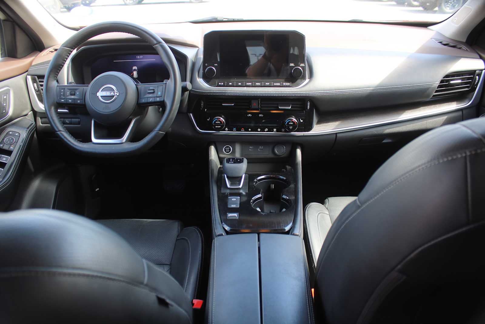 2022 Nissan Rogue Platinum FWD