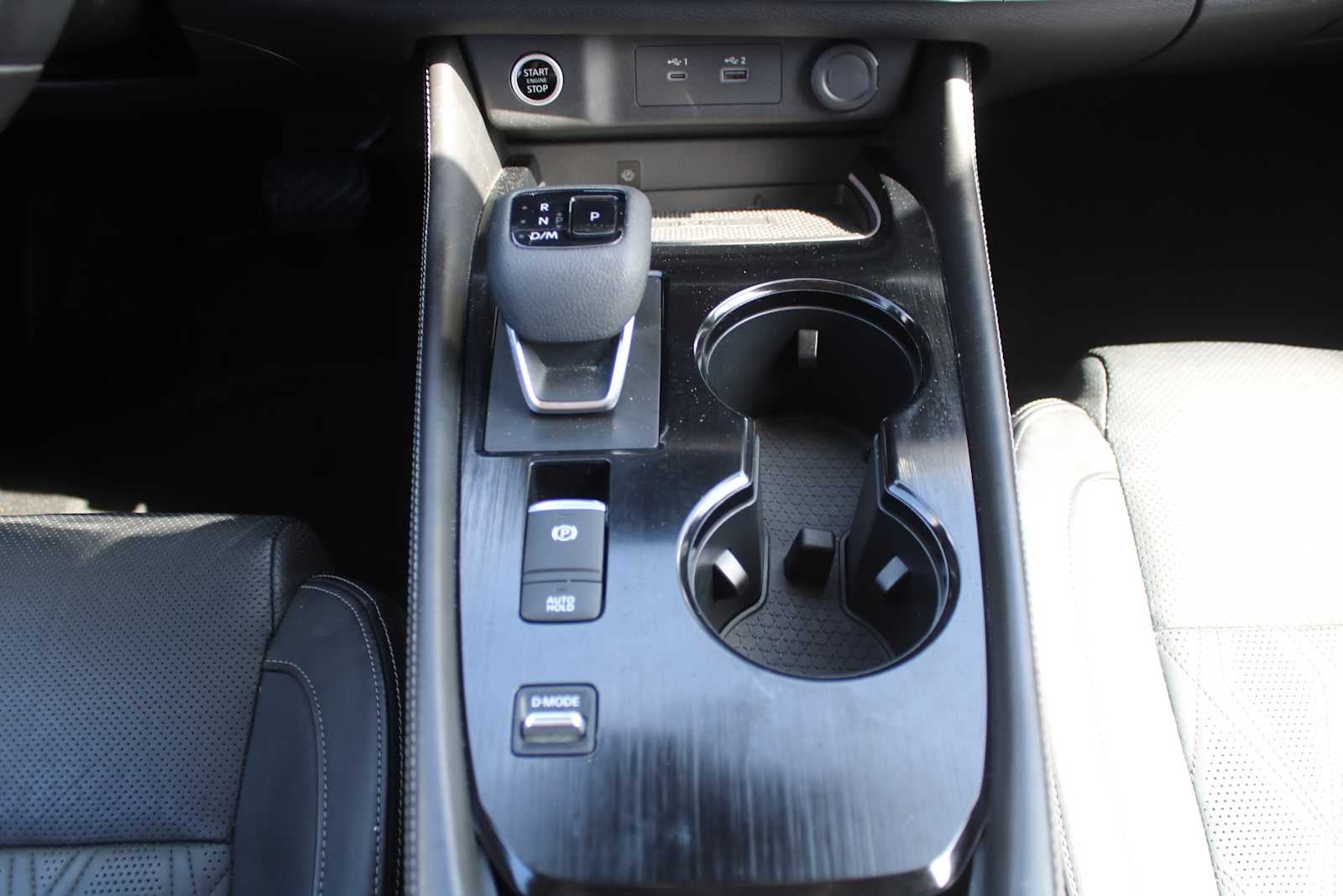 2022 Nissan Rogue Platinum FWD