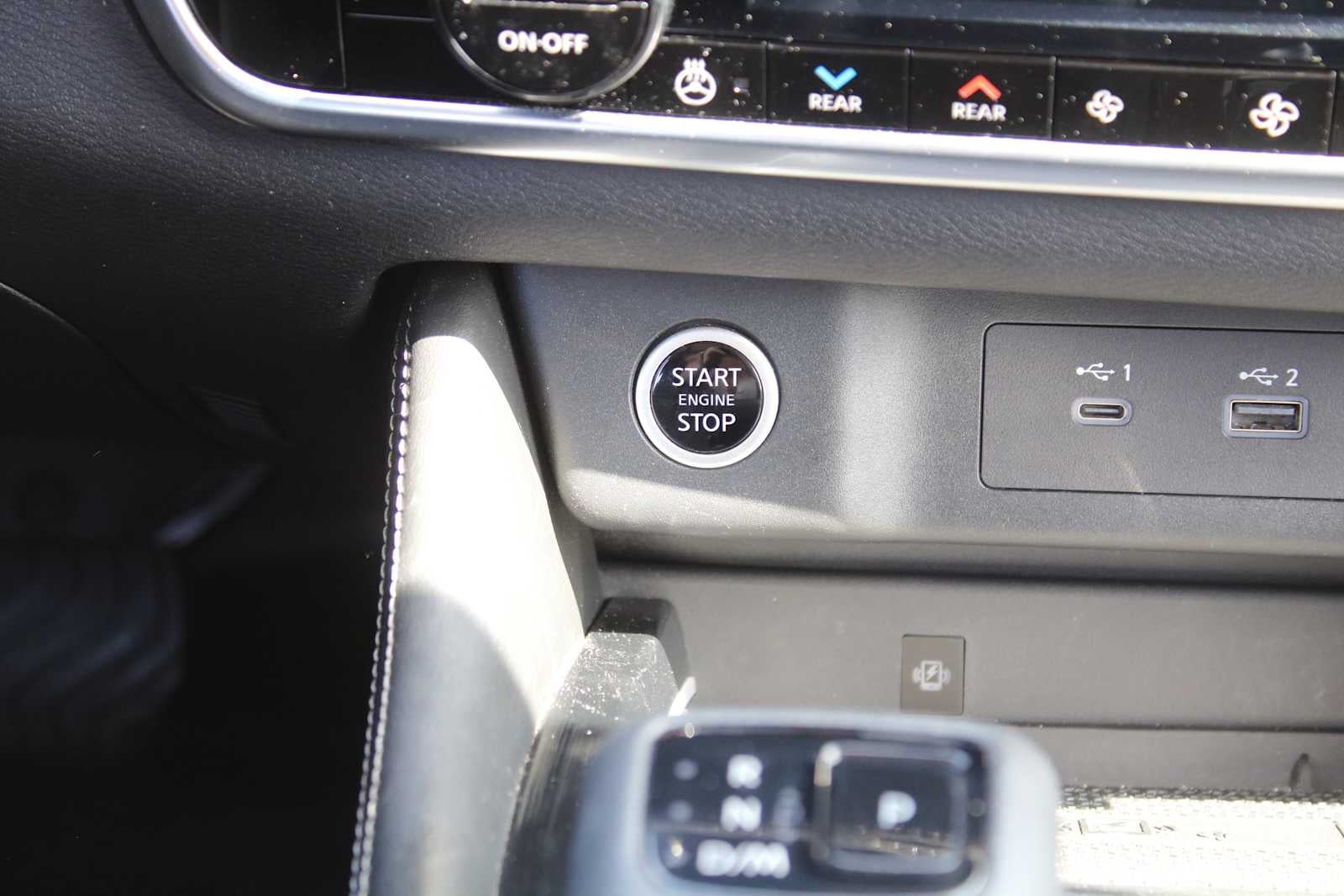 2022 Nissan Rogue Platinum FWD