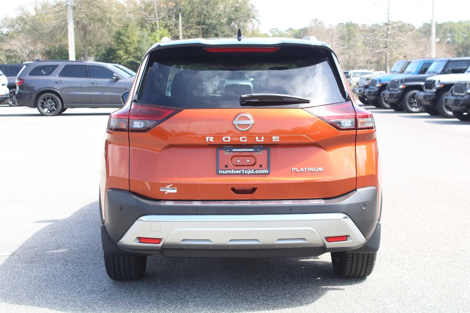 2022 Nissan Rogue Platinum FWD