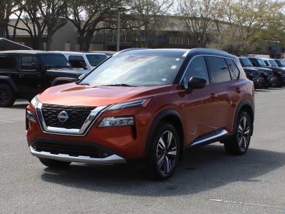2022 Nissan Rogue Platinum FWD