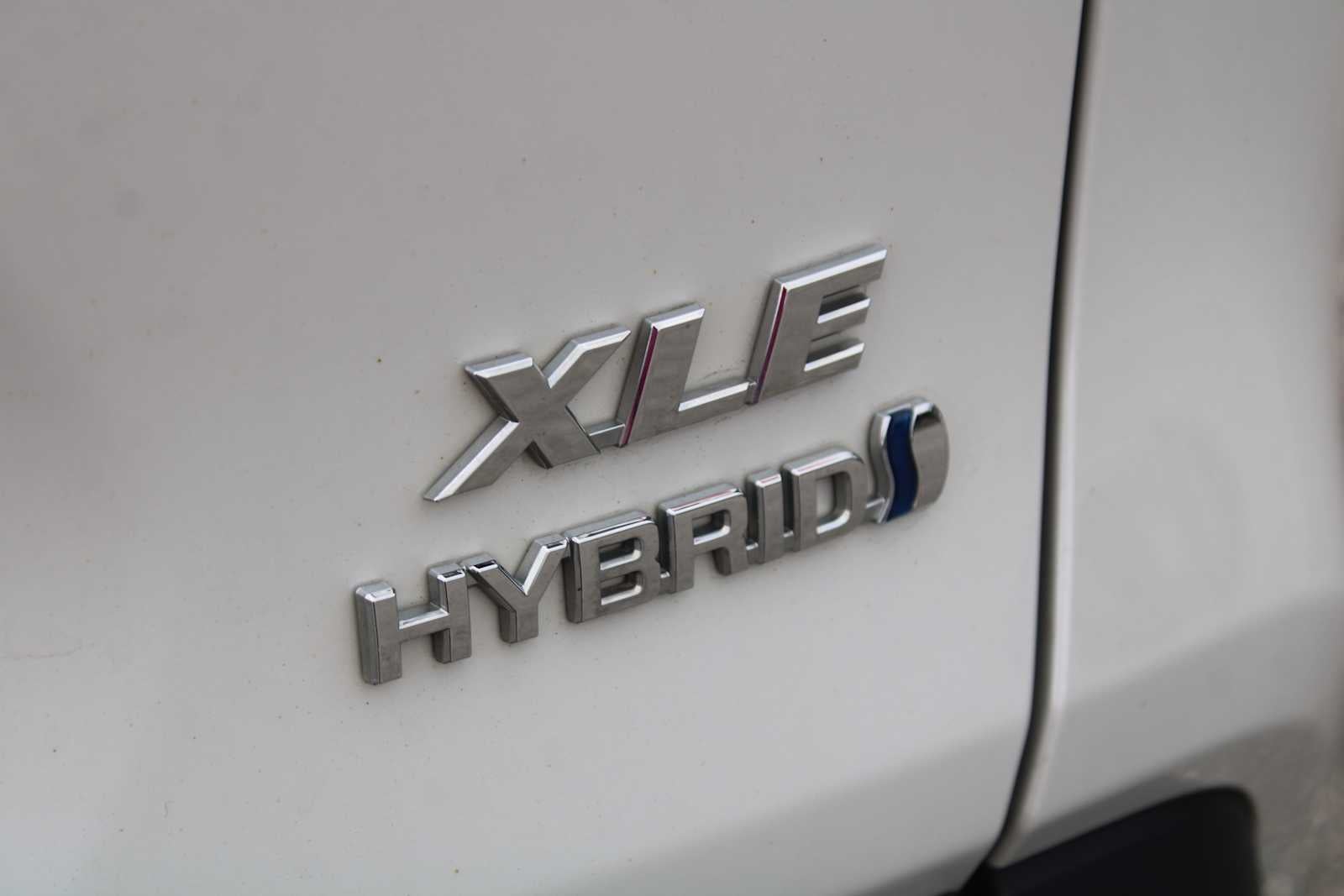 2023 Toyota RAV4 Hybrid XLE Premium