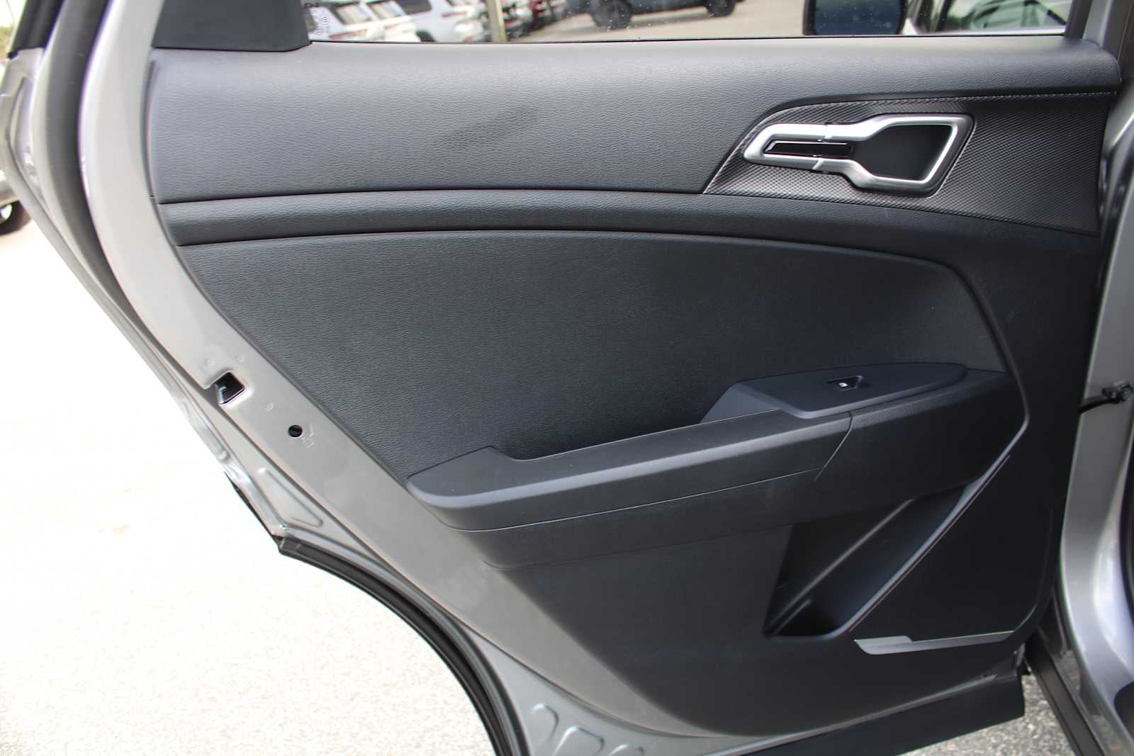 2025 Kia Sportage Hybrid LX