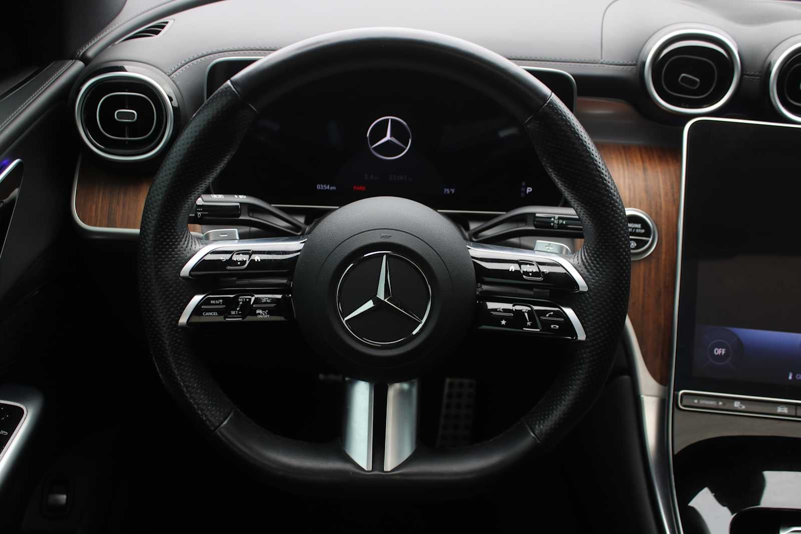 2024 Mercedes-Benz GLC 300 GLC 300