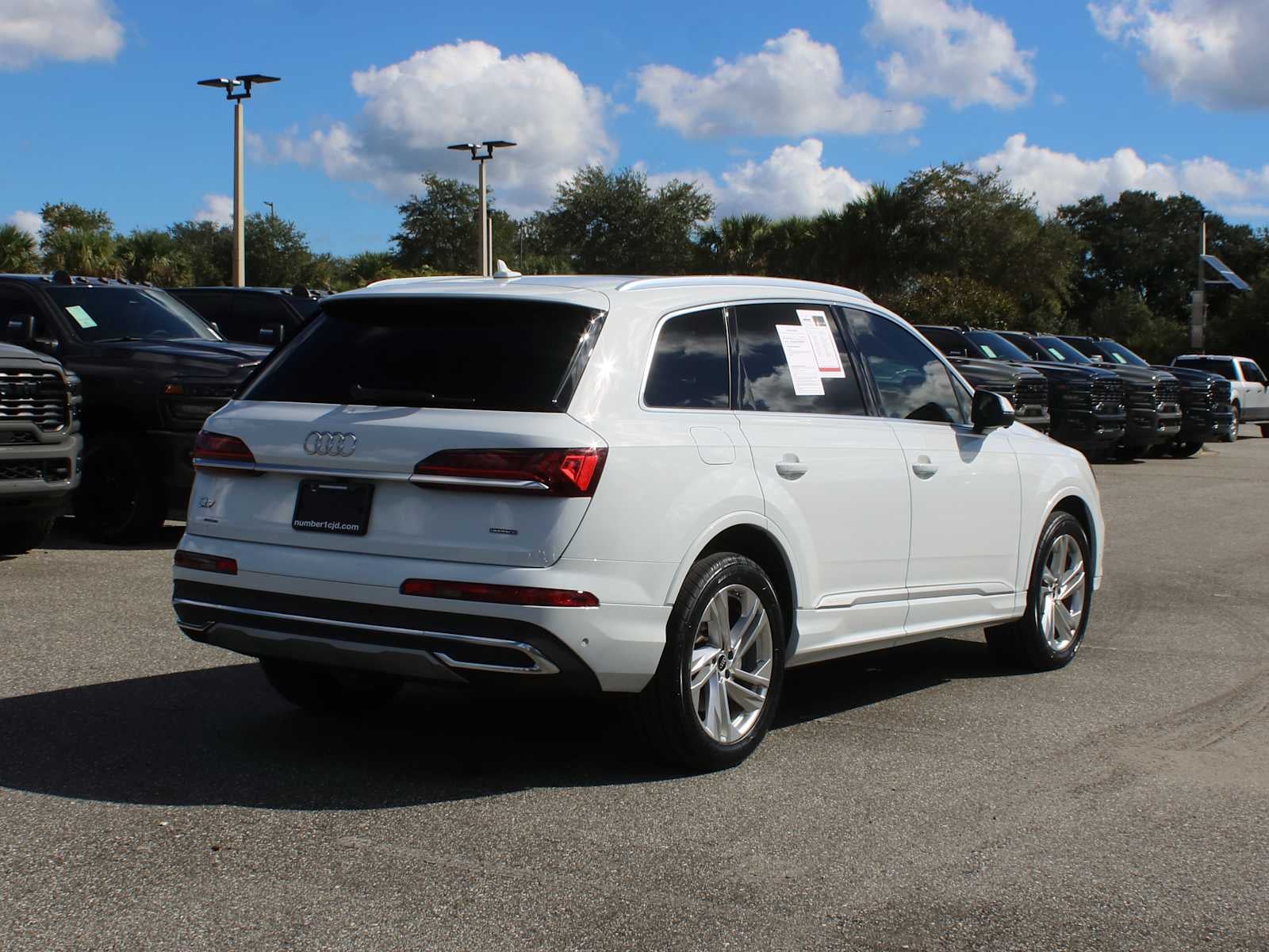 2023 Audi Q7 Premium