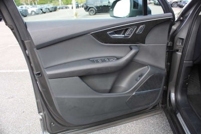 2022 Audi Q7 Premium Plus