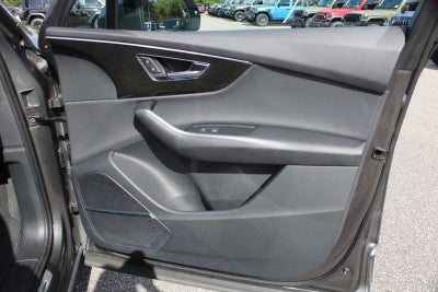 2022 Audi Q7 Premium Plus