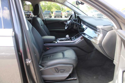 2022 Audi Q7 Premium Plus