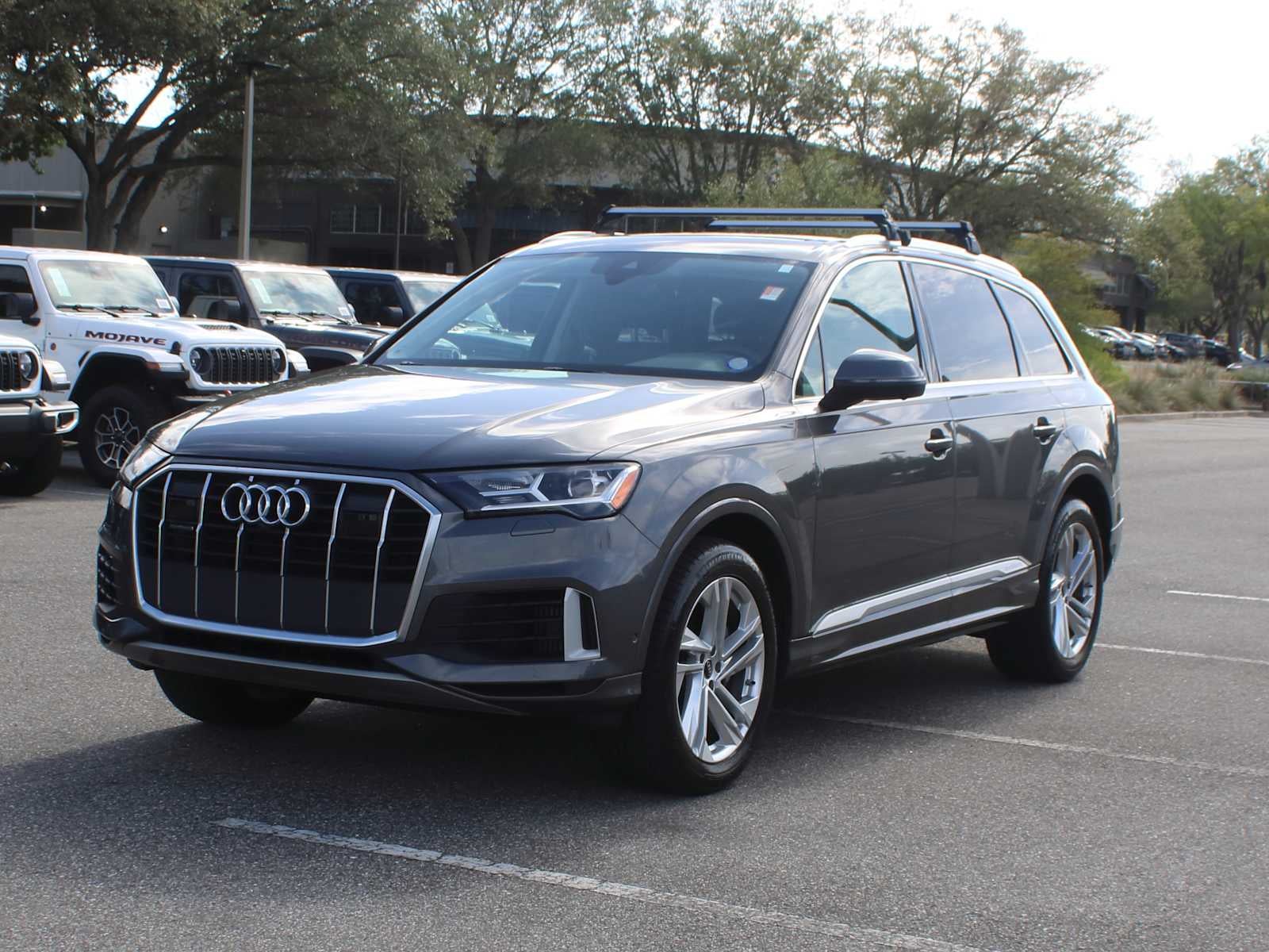 2022 Audi Q7 Premium Plus