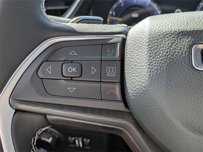 2025 Jeep Grand Cherokee Base