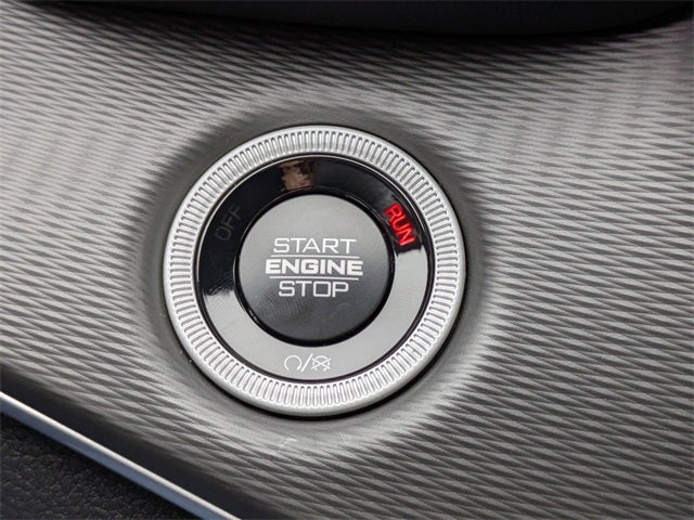 2025 Jeep Grand Cherokee Base