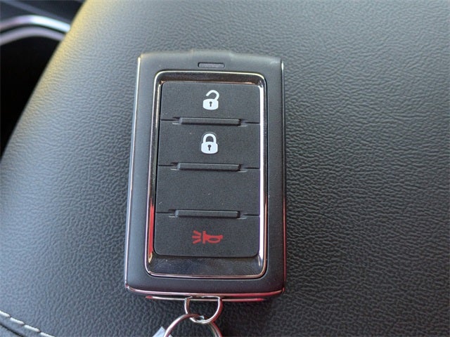 2025 Jeep Grand Cherokee Base