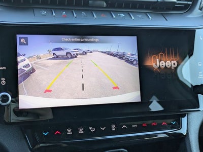 2026 Jeep Grand Cherokee Laredo