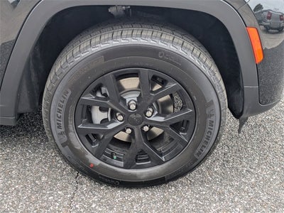 2026 Jeep Grand Cherokee Laredo