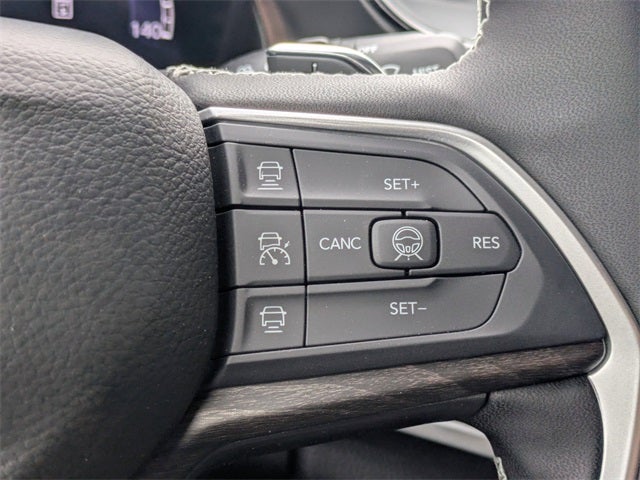 2026 Jeep Grand Cherokee Laredo