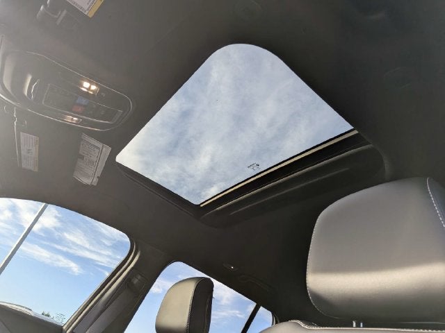 2027 Jeep Grand Cherokee Laredo Altitude
