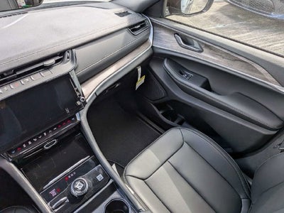 2027 Jeep Grand Cherokee Limited