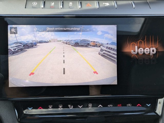 2027 Jeep Grand Cherokee Altitude