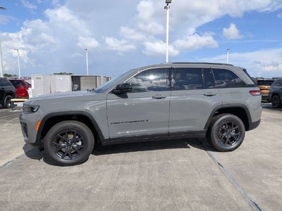 2027 Jeep Grand Cherokee Altitude
