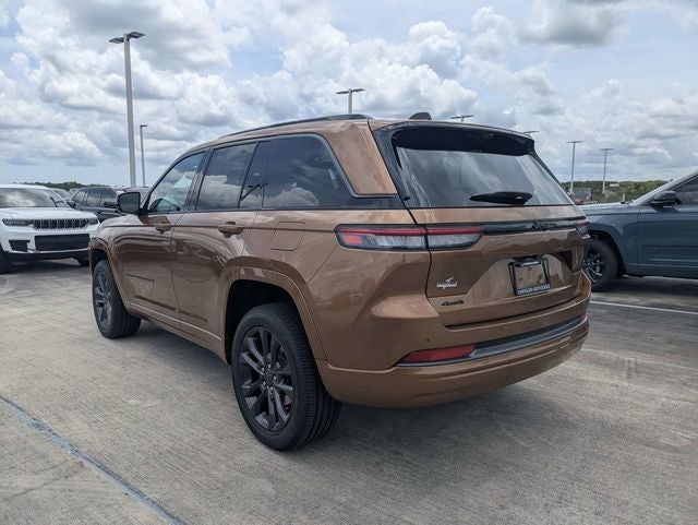 2026 Jeep Grand Cherokee Limited Reserve