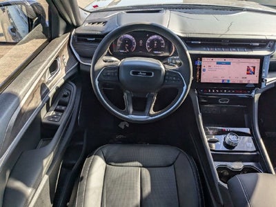 2027 Jeep Grand Cherokee Limited Reserve