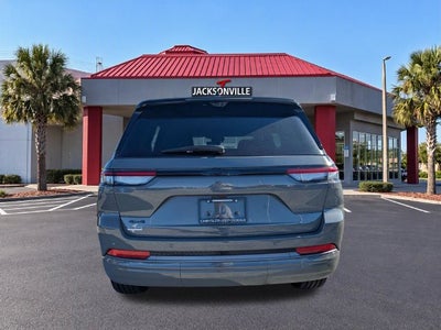 2027 Jeep Grand Cherokee Limited Reserve