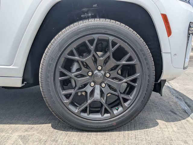 2026 Jeep Grand Cherokee Summit