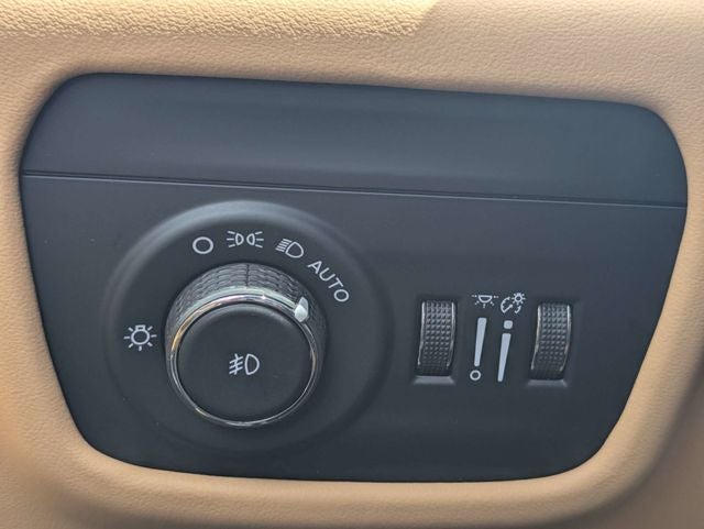 2026 Jeep Grand Cherokee Summit