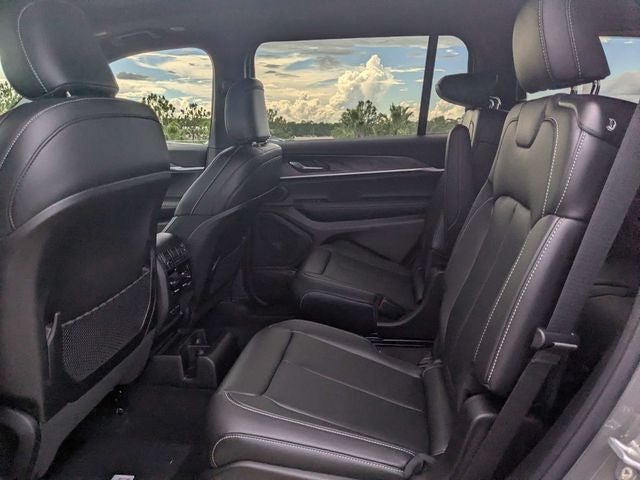 2027 Jeep Grand Cherokee L Limited