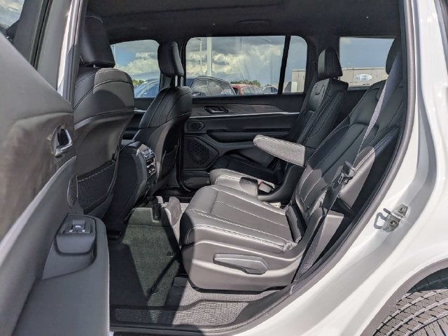 2027 Jeep Grand Cherokee L Limited