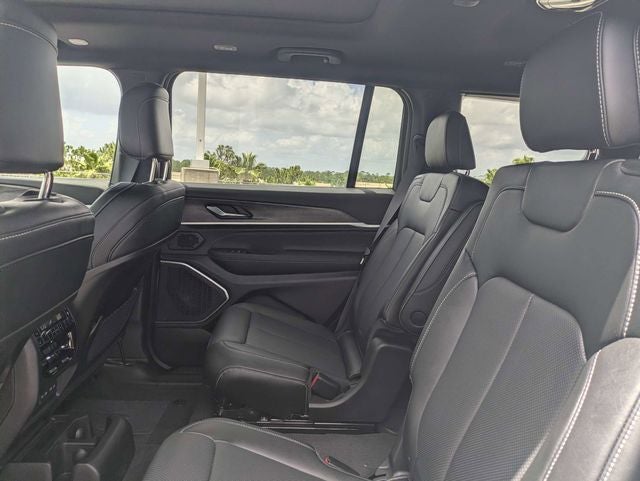 2026 Jeep Grand Cherokee L Limited Reserve