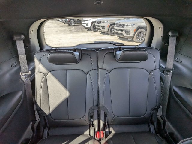 2027 Jeep Grand Cherokee L Limited