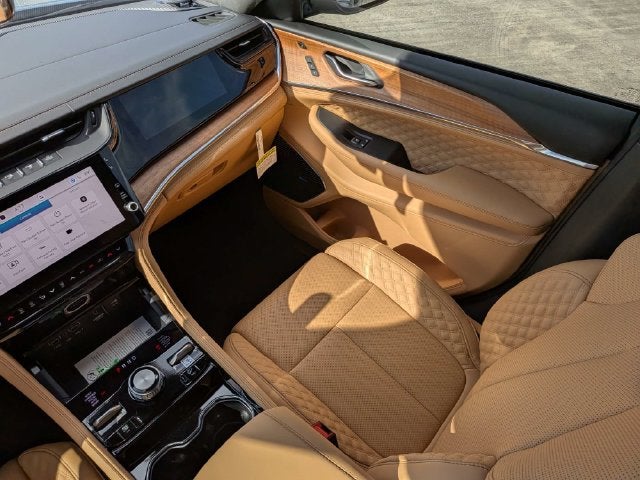 2027 Jeep Grand Cherokee L Summit