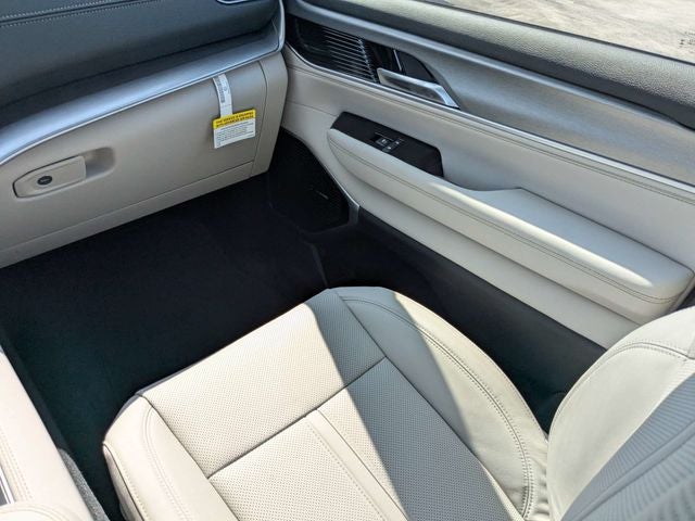 2026 Jeep Grand Wagoneer L Base