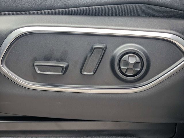 2026 Jeep Grand Wagoneer L Base