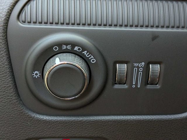2026 Jeep Grand Wagoneer Base