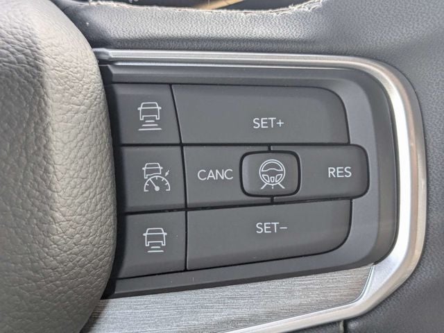 2026 Jeep Grand Wagoneer Base