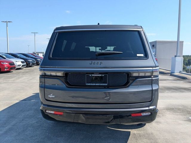 2026 Jeep Grand Wagoneer Base