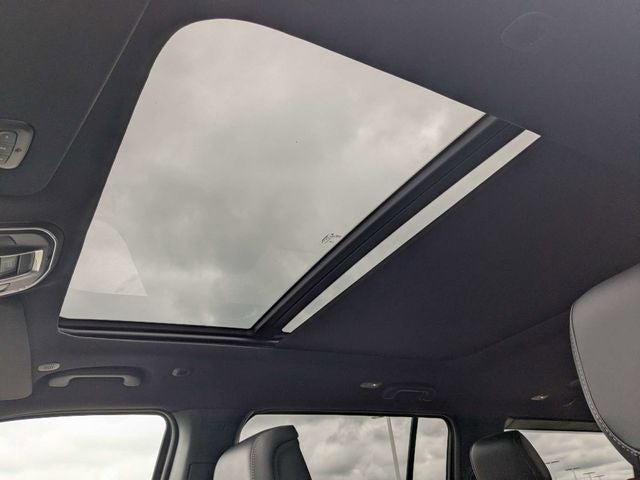 2026 Jeep Grand Wagoneer Base