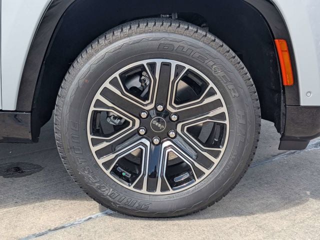 2026 Jeep Grand Wagoneer Base