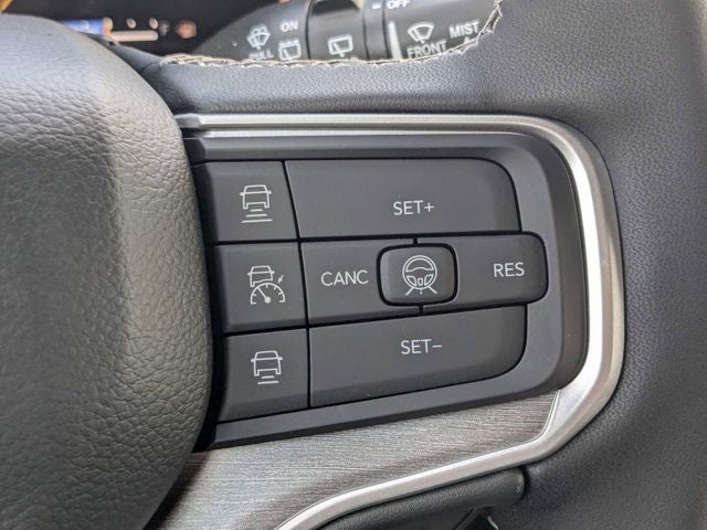 2026 Jeep Grand Wagoneer Base
